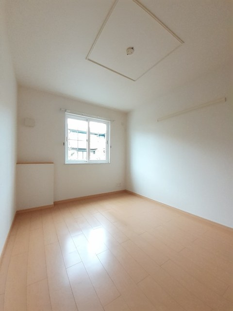 レジデンスみどりヶ丘Ⅱの洋室