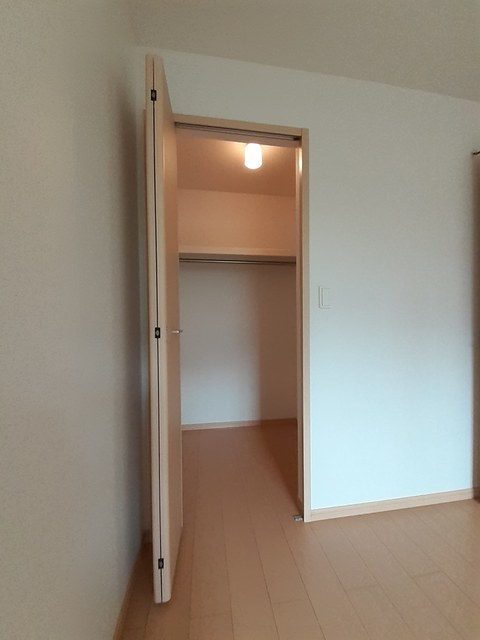 レジデンスみどりヶ丘Ⅱの収納