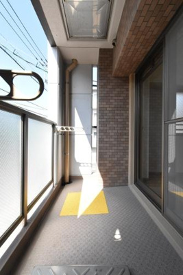 【バルコニー】 | プレジオ荒江