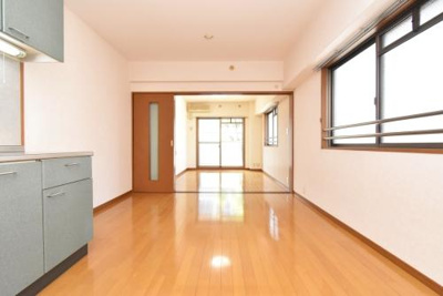 【居間・リビング】 | プレジオ荒江