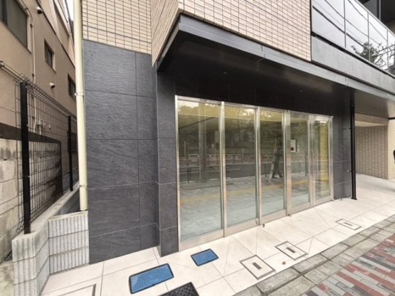 Dear WAN Court 王子飛鳥山のエントランス