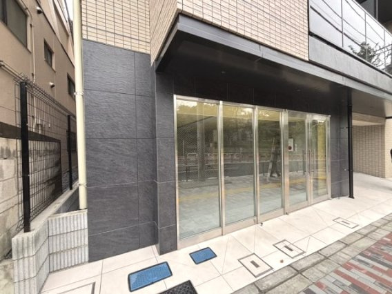 Dear WAN Court 王子飛鳥山のエントランス