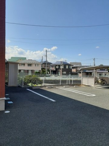 パルク・フィオーレＦの駐車場