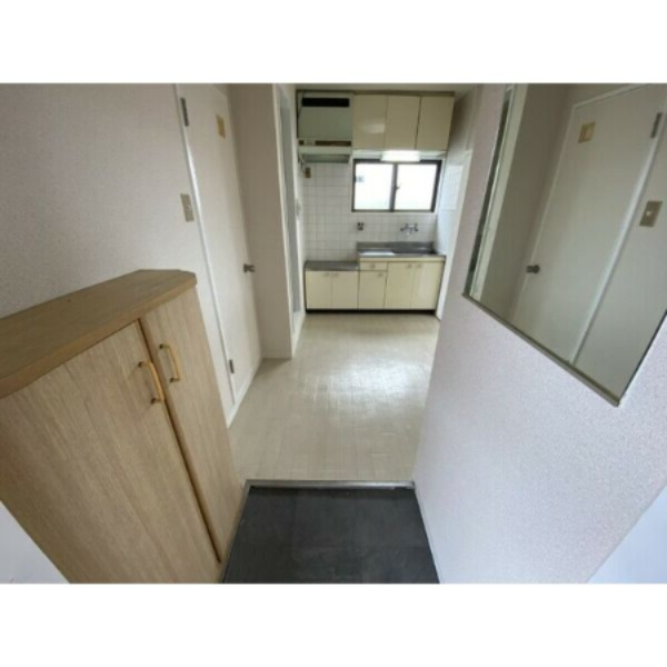 北口ハイツの玄関