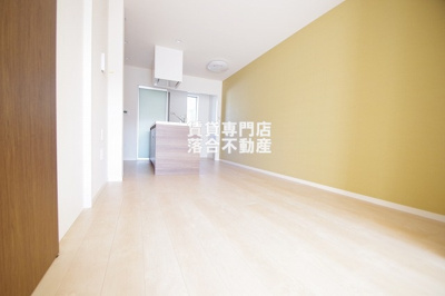 【居間・リビング】 | リバーサイドカネヤマ | ゆったり過ごせるリビング♪