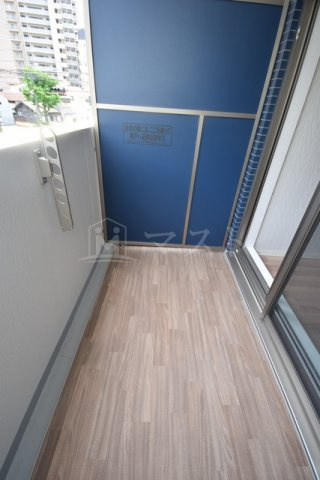 プレサンス梅田北ディアのバルコニー