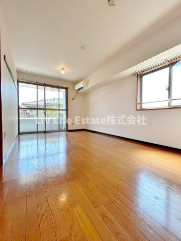 エコタワーバオバブの居間・リビング