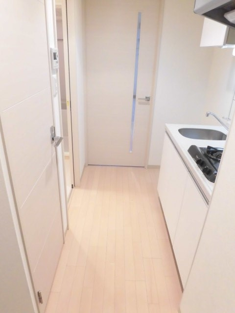 エスリード中山手県庁前の玄関