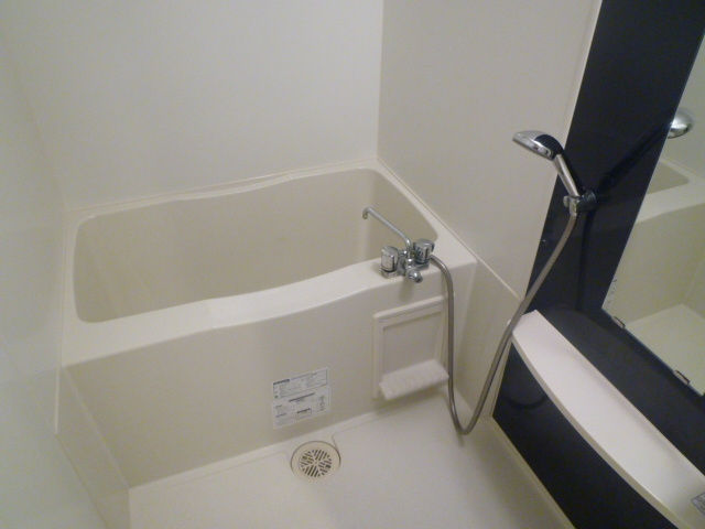 エスリード中山手県庁前の浴室