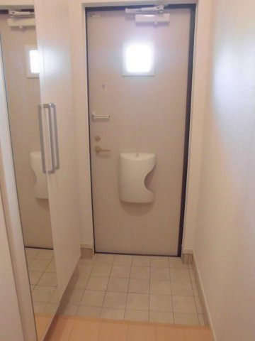 レグメスⅢの玄関|落ち着いた玄関です