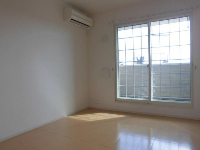 レグメスⅢの居間・リビング|使いやすい居間です