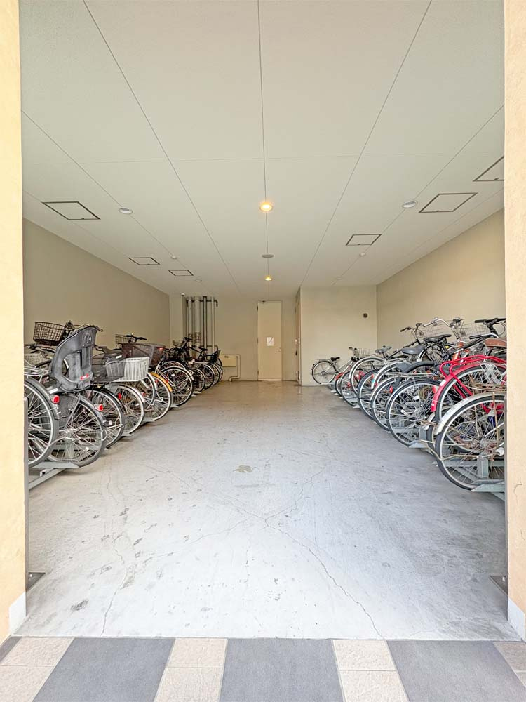 ワコーレ伊丹西台ガーデンズの駐輪場