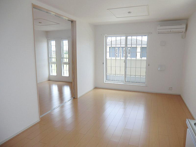 グラースクローⅡの居間・リビング