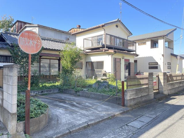 藤岡市藤岡　中古900①の前面道路含む現地写真