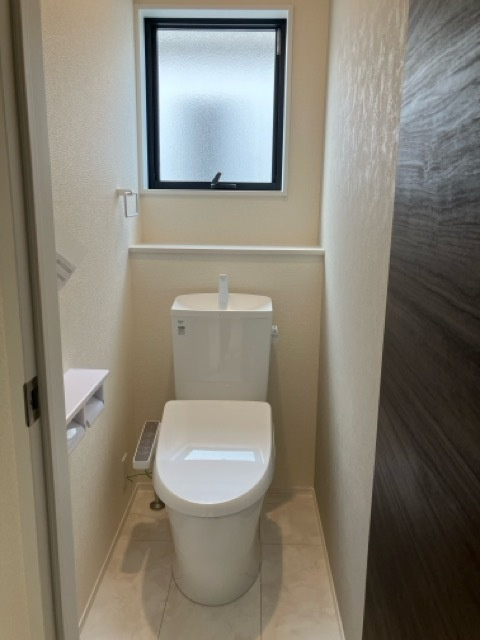 【仲介手数料無料/稲沢市】稲沢市矢合町面棒堀1416-2 リーブルガーデンのトイレ