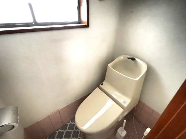 藤岡市藤岡　中古900②のトイレ