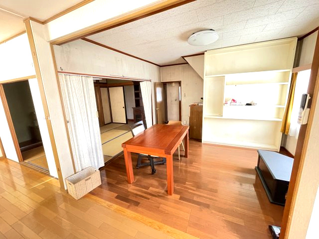 藤岡市藤岡　中古900の居間・リビング