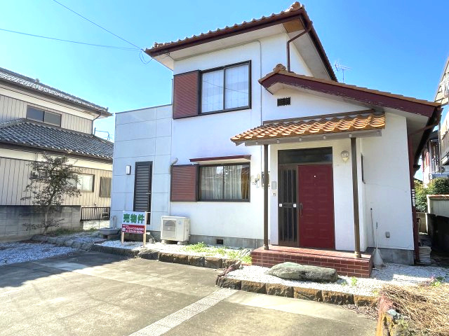 藤岡市藤岡　中古900②の外観