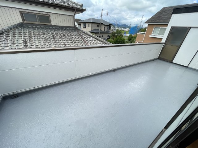 藤岡市藤岡　中古1580のバルコニー