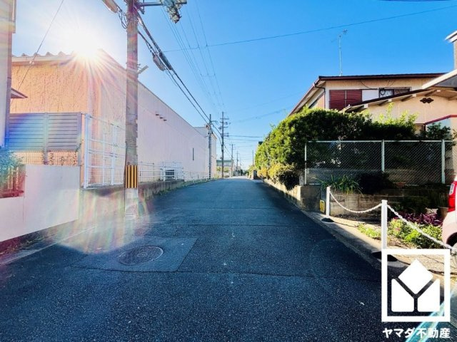宇治市伊勢田町中ノ田の前面道路含む現地写真