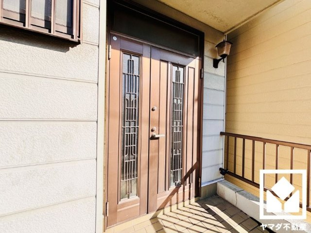 宇治市伊勢田町中ノ田の玄関