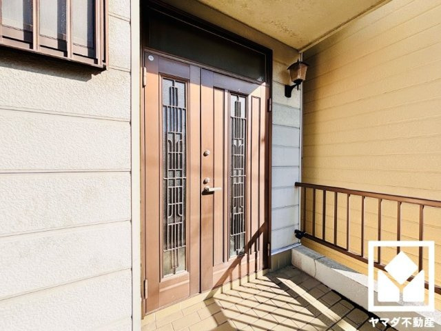 宇治市伊勢田町中ノ田の玄関