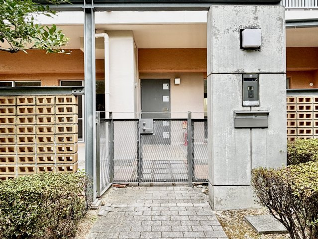 西宮マリナパークシティ・海のまち七番館の外観