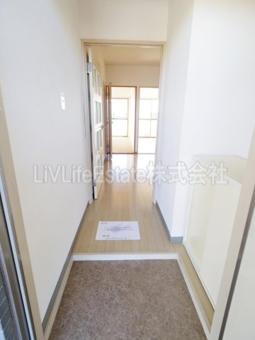 アウステル田無の玄関