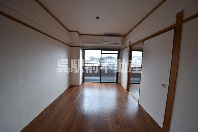 小柴クリーニングマンションの洋室