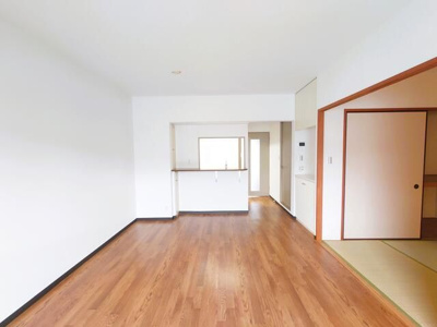 【居間・リビング】 | キャピタルマンション志木 | ゆったりとした居間です