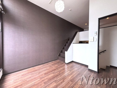 【居間・リビング】 | Creo中村公園弐番館 | こちらの居間で趣味の時間をお楽しみください