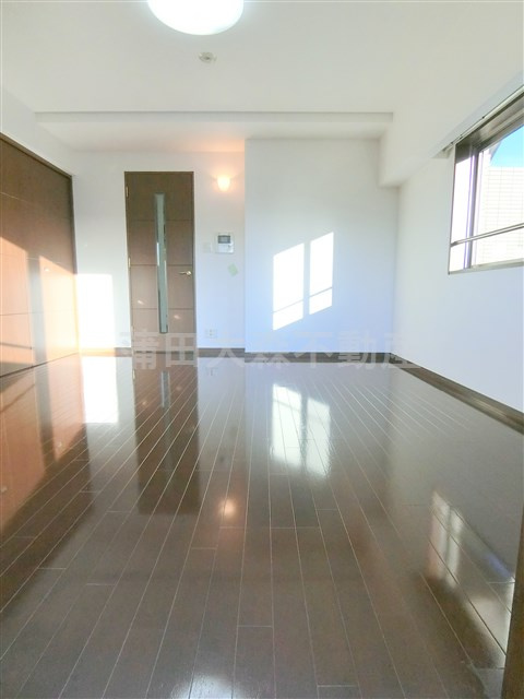 パレステュディオ大森WESTの居間・リビング|LDK