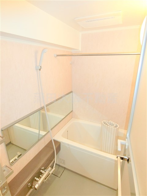 パレステュディオ大森WESTの浴室|追焚+浴室乾燥機付きのバスルーム　お風呂