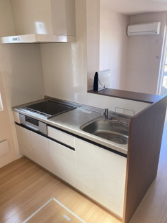 【キッチン】 | ヒルズ学園南 | 類似物件　ご参考にして下さい。