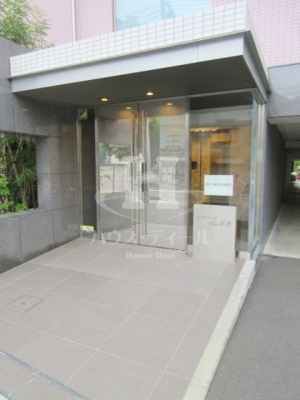 【エントランス】 | ドミールCity川口 | ゆとりのあるエントランスです