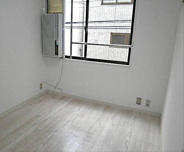 ラ・ポルタ蔵前の居間・リビング