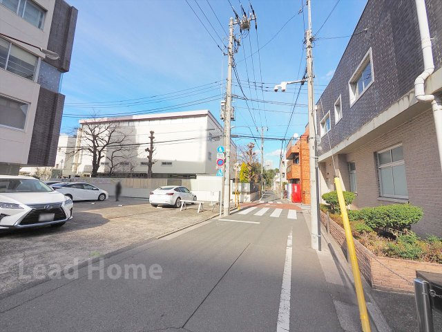 【その他】 | 外苑マンション | 前面道路