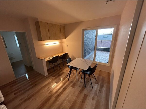 中川区春田3丁目戸建ての洋室