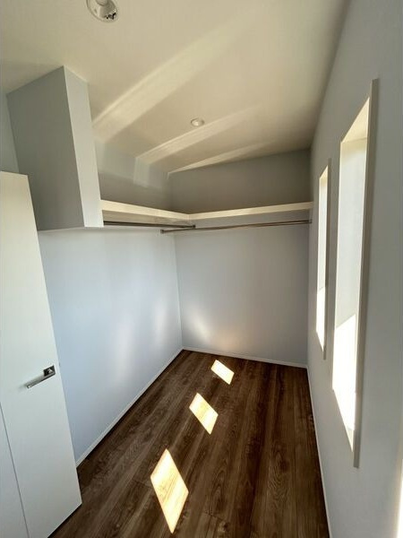 中川区春田3丁目戸建ての玄関