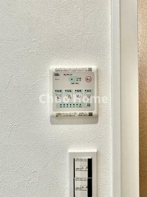 【冷暖房・空調設備】 | サクラハイツ | 【浴室乾燥機】暖房・冷風・換気・乾燥が可能です。毎日を快適に過ごせるうれしい機能が揃っています。雨の日の洗濯物も安心です。