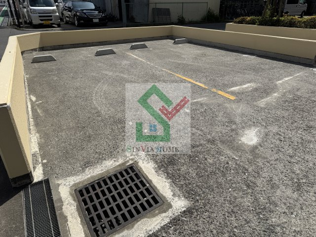 セントランド所沢の駐車場