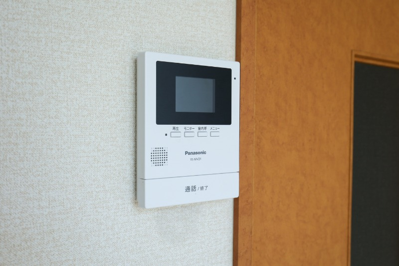 ロフト結城のセキュリティ|モニター付きインターホン
