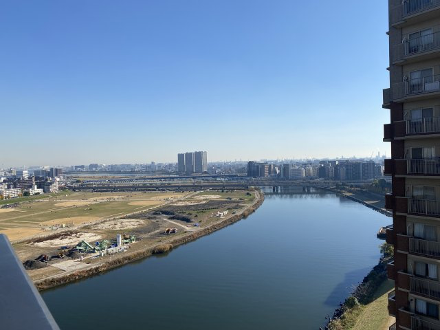 グラン・エステ川崎ツインタワー弐番館の展望|リバービューが広がっています