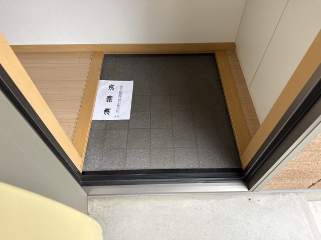 ラ・スコレール水上の玄関