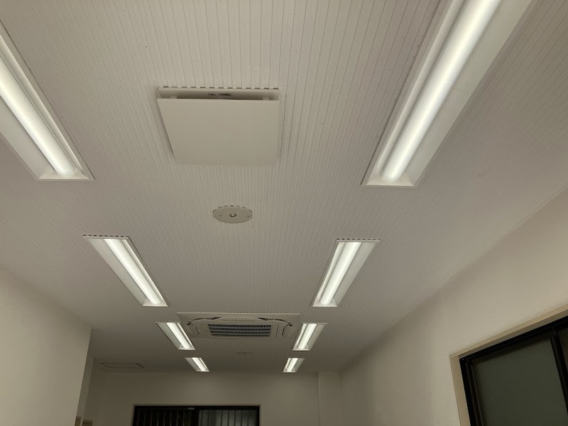 海老沢ビルの内装