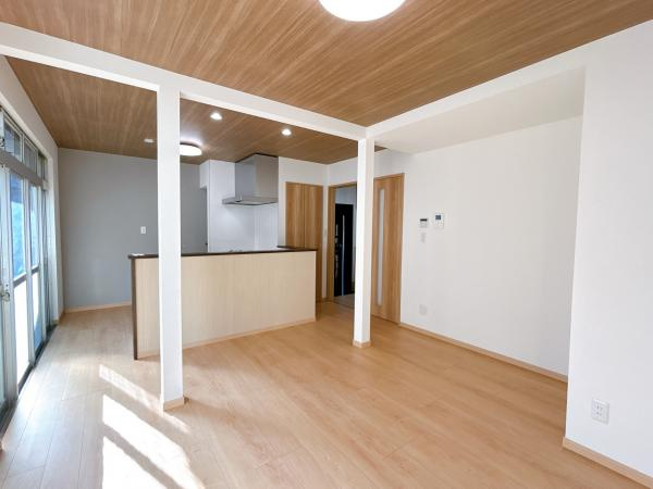 【居間・リビング】