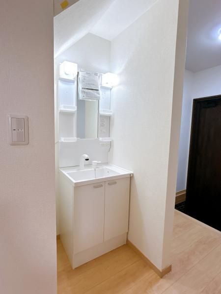 【独立洗面台】