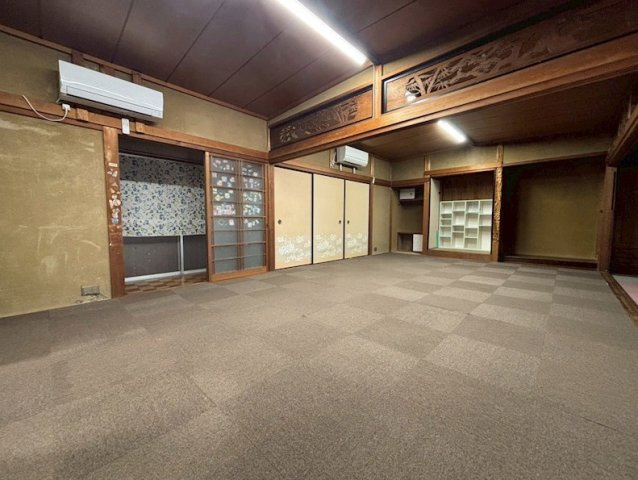 守山市守山３丁目の店舗事務所の内装