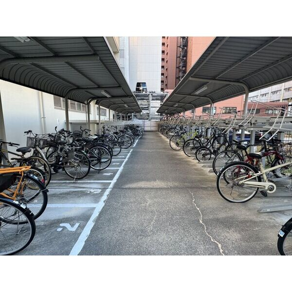 ニッケノーブルハイツ江坂のその他共用部分