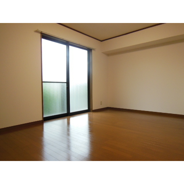 アムールⅡ　ＥＳＴの居間・リビング